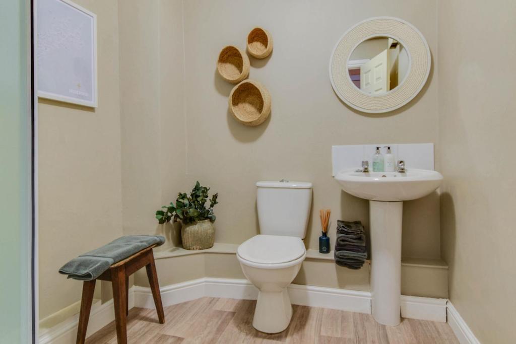 The Malthouse - Naturally Styled Central Apartment Cirencester Bagian luar foto